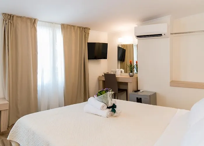 게스트하우스 Castello Boutique 4*