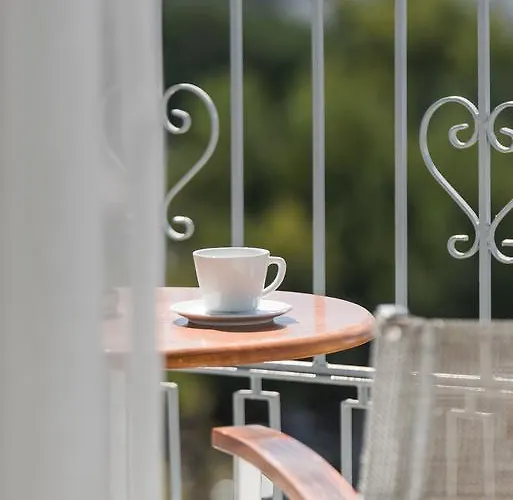 Castello Boutique Πανσιόν 4*